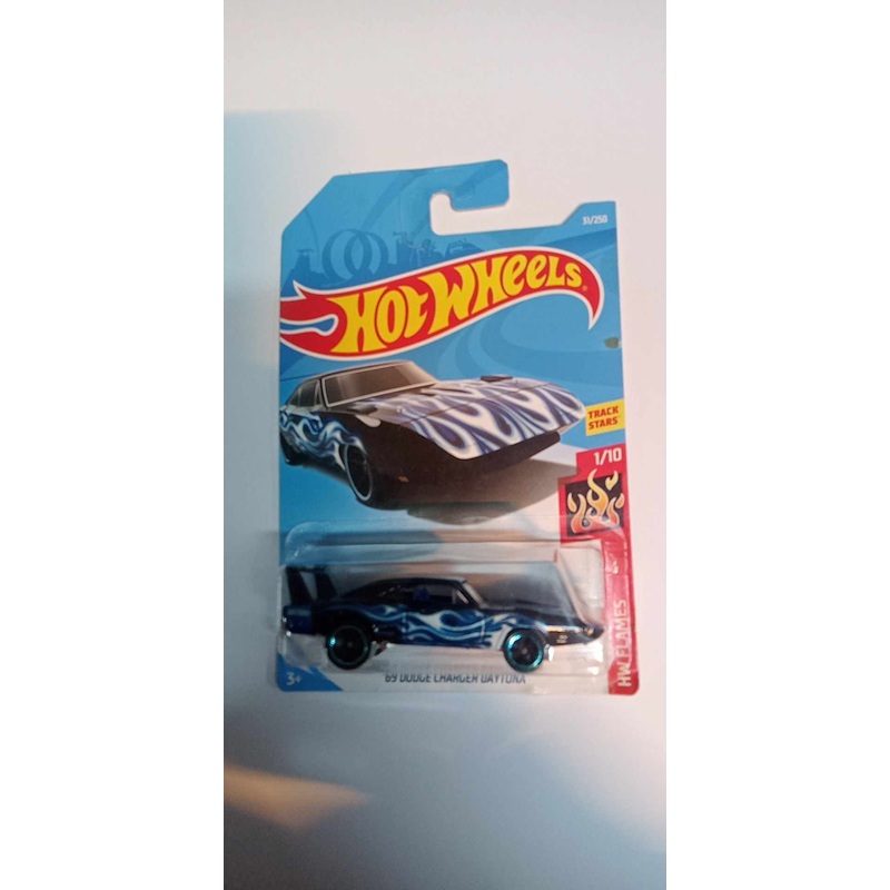 2019 Hot Wheels #31 HW Flames 1/10 '69 DODGE CHARGER DAYTONA (FYC36)