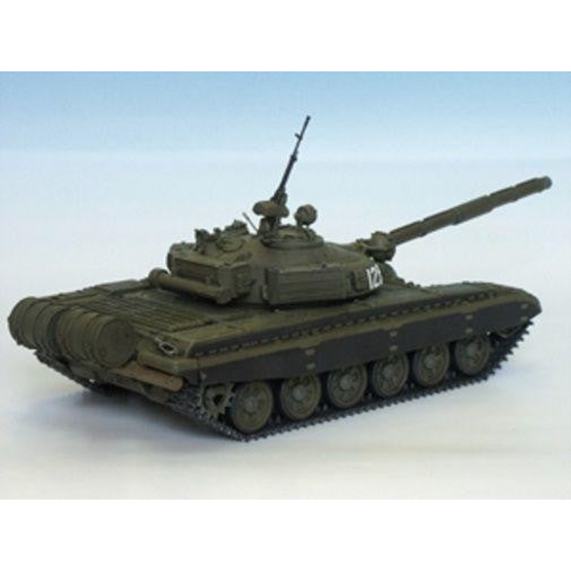 ZVEZDA T-72 A BATTLE TANK