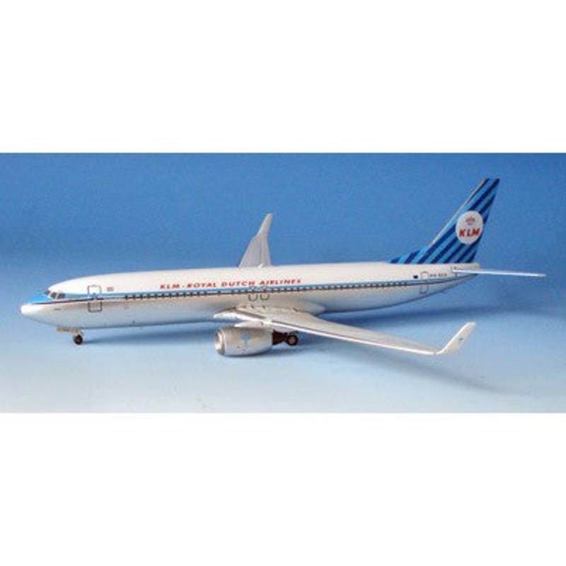 AV2738008 | Aviation 200 1:200 | Boeing 737-800 KLM PH-BXA, 'Retro Colours' PRE-OWNED