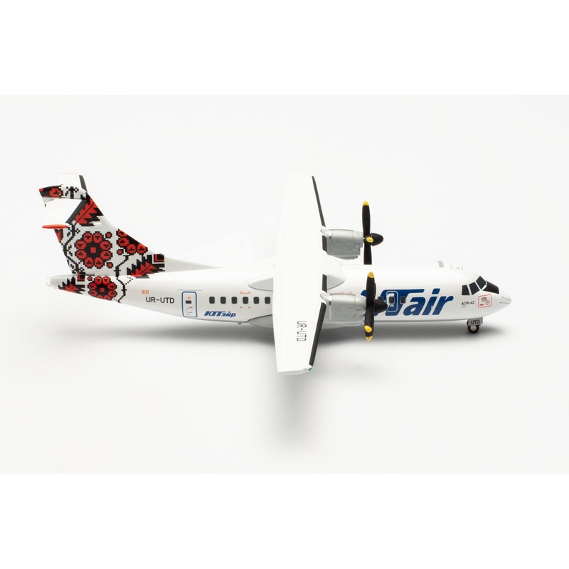 572651 | Herpa Wings 1:200 | ATR-42-300 UTair-Ukraine UR-UTD