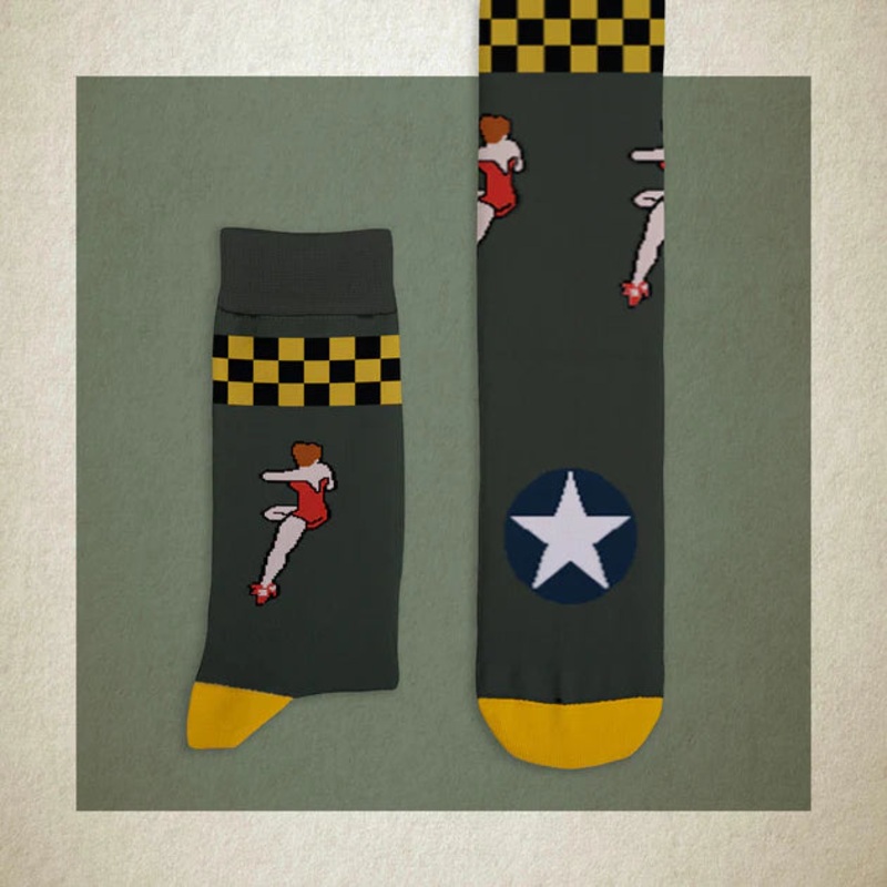 Airplane Socks 'B-17 Memphis Belle Heel Thread