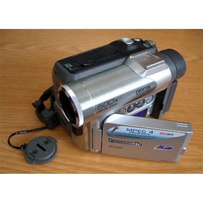 PANASONIC DIGITAL CAMERA( QUALITY PREOWNED)