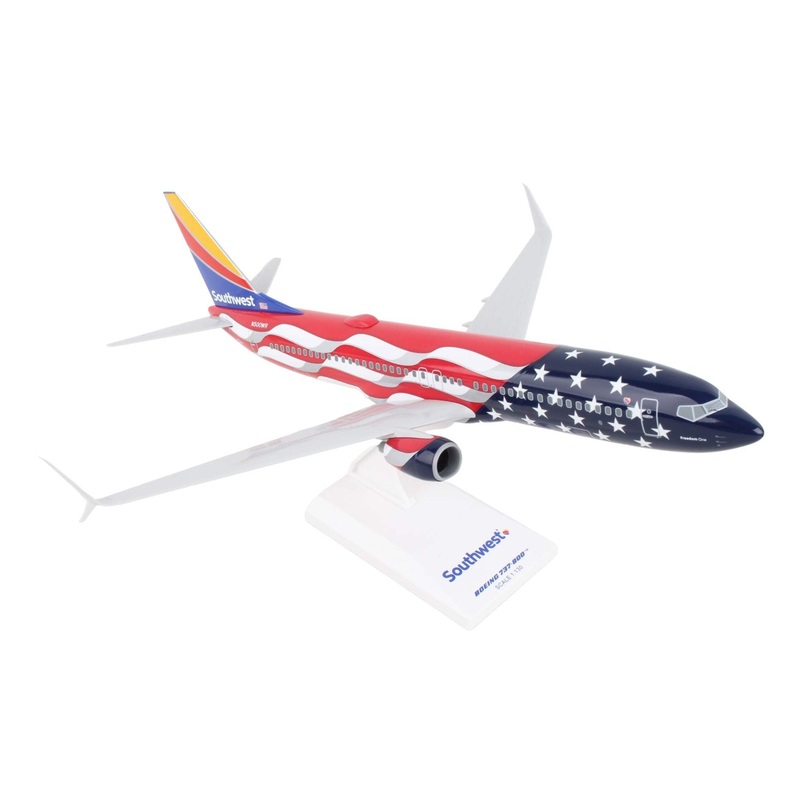 SKYMARKS SOUTHWEST 737-800 1/130 FREEDOM ONE