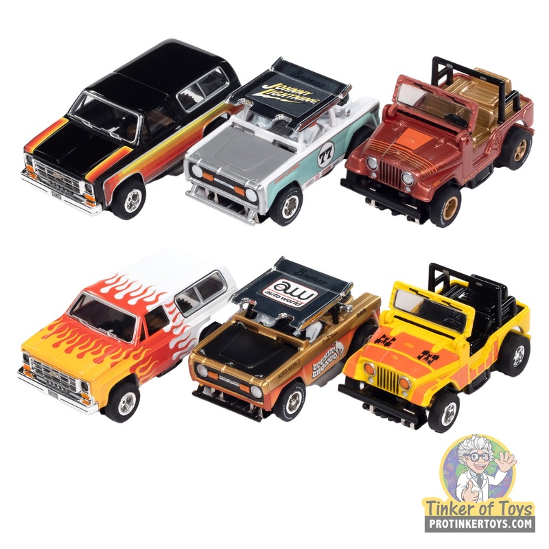 Xtraction R2 Off Road | SC407 | Auto World 1 - 1972 Ford Baja Bronco - Gold w/ Orange Race Graphics - A