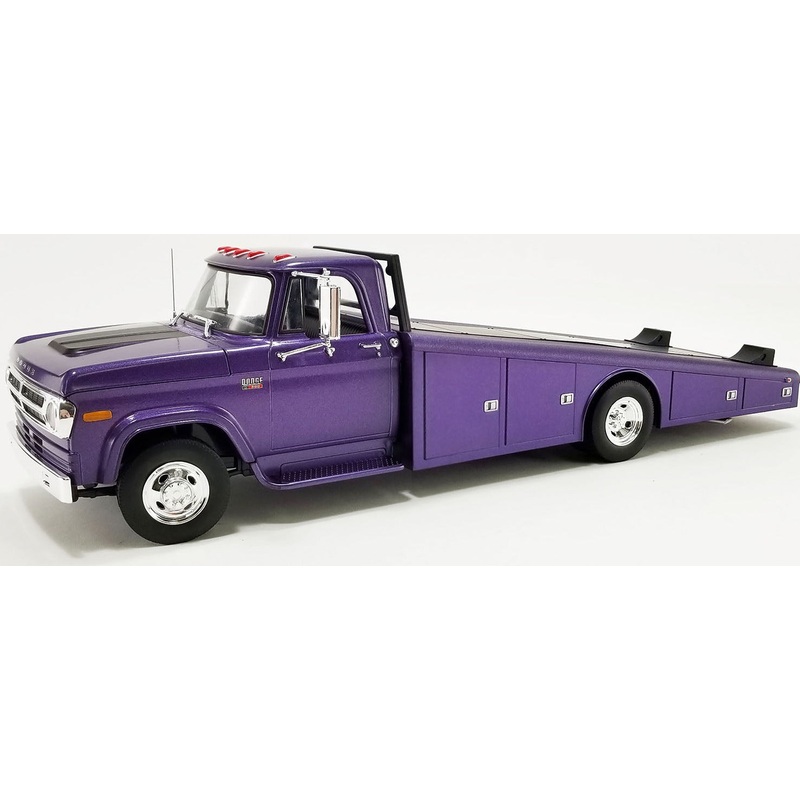 1/18 70 D-300 Ramp Truck Plum