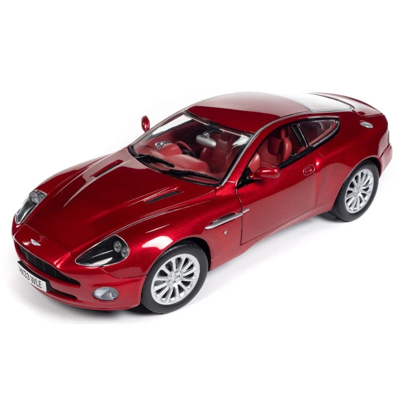 1/18 05 Aston Martin V12 Vanqu