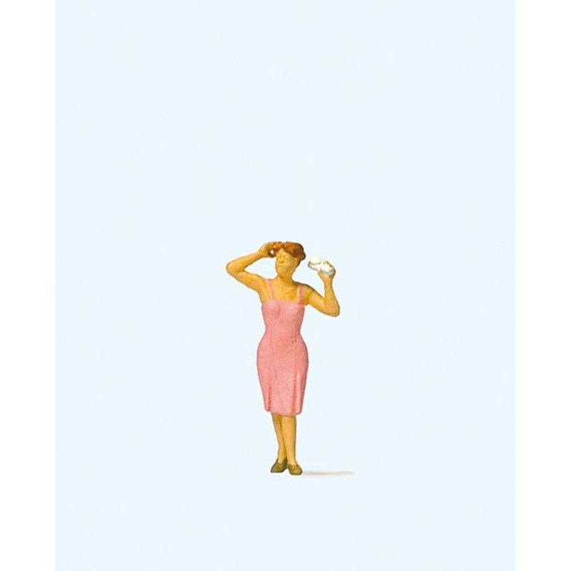 Preiser 1/87 HO Woman Styling Her Hair Figure 28120