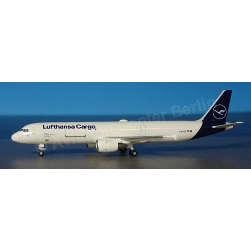 536660-001 | Herpa Wings 1:500 | Airbus A321P2F Lufthansa Cargo  D-AEUI Dia dhuit Ireland