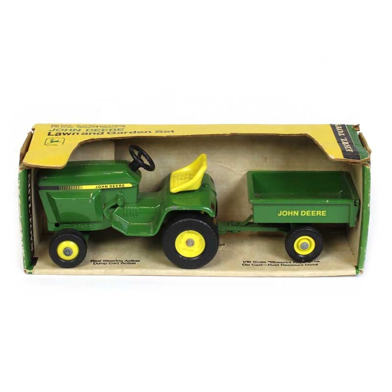 (B&D) 1/16 John Deere Lawn & Garden Set - Paint Chip