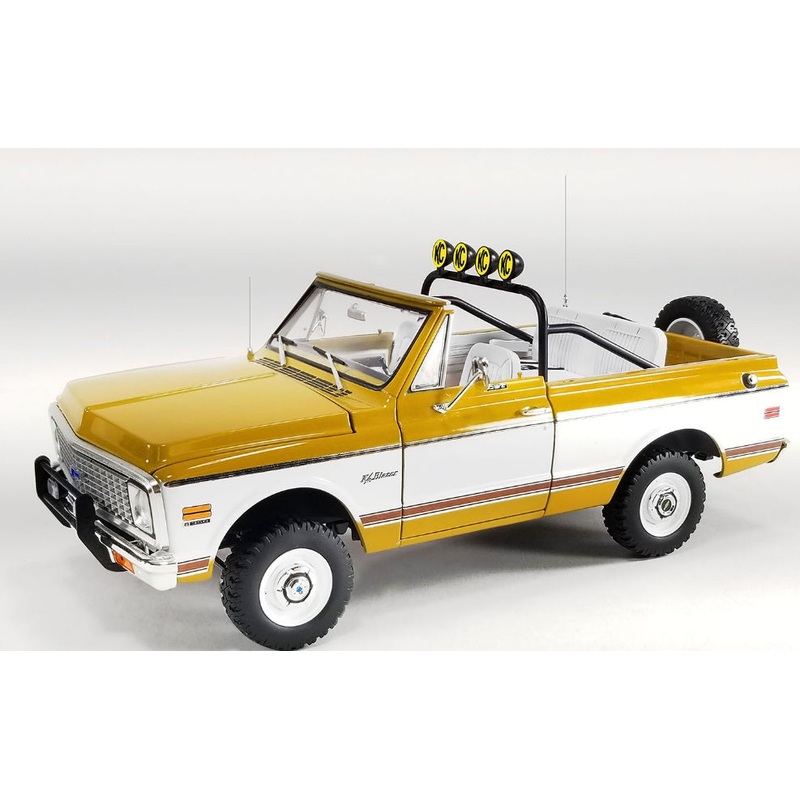 1/18 1971 Chevrolet Blazer K/5 Offroad Ochre Mustard Yellow & White
