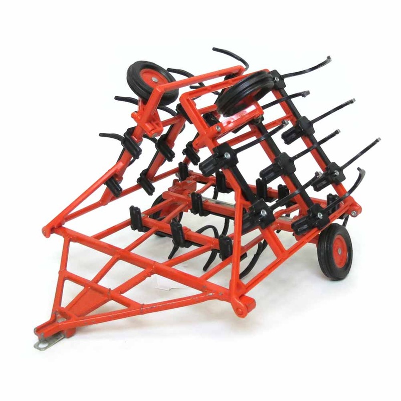 (B&D) 1/16 Orange Winged Chisel Plow by ERTL, 1970s - Damaged Item, NO BOX