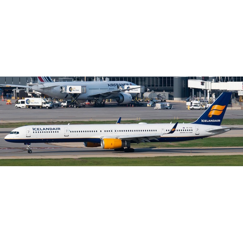 XX40459 | JC Wings 1:400 | Boeing 757-300 Icelandair TF-FIX | was due December 2024