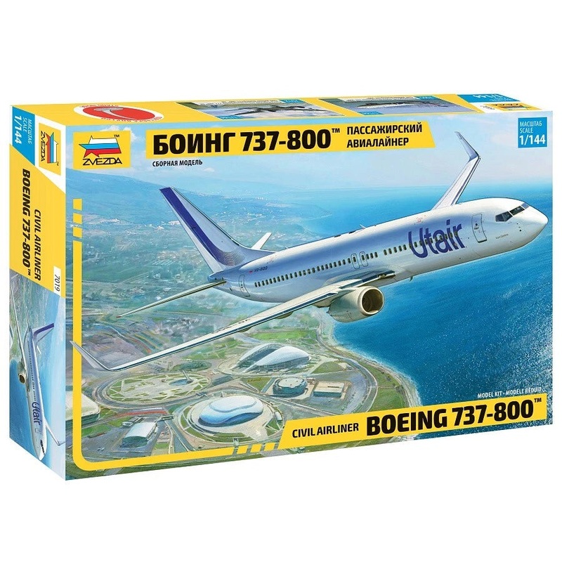 Zvezda 1/144 Boeing 737-800 Civil Airliner 7019C OPEN BOX