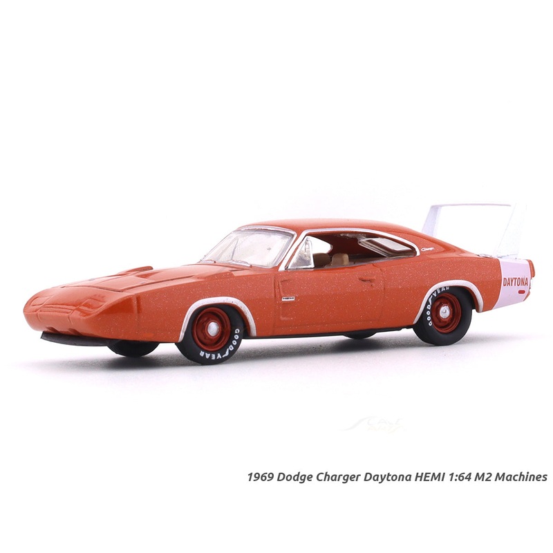 1969 Dodge Charger Daytona HEMI orange 1:64 M2 Machines diecast scale car collectible