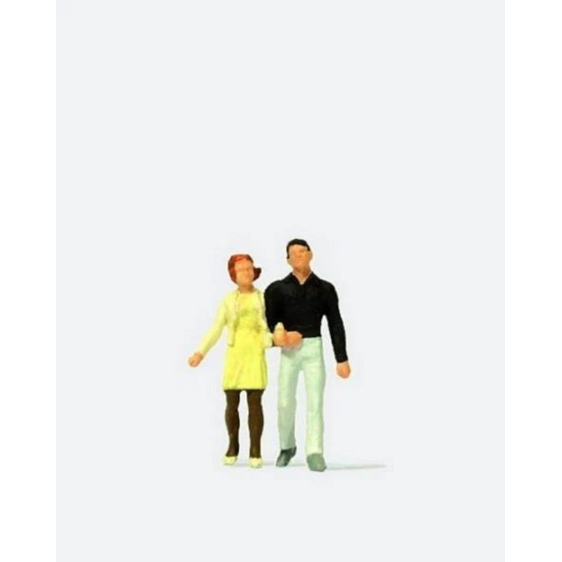 Preiser 1/87 HO Couple Walking Man and Woman 28111