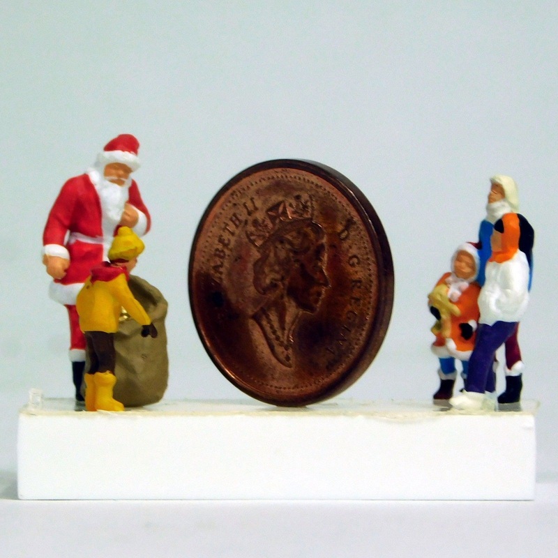 Preiser 1/87 HO Santa Claus w Children Merry Christmas Figures 29098'