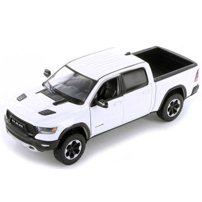 #79358WH 1/27 White 2019 Dodge Ram 1500 Crew Cab Rebel